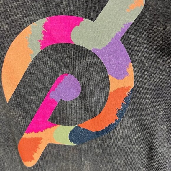 Peloton Distressed Gray Logo Tank Top Women's Size Small Athletic Biking Workout - Picture 5 of 8